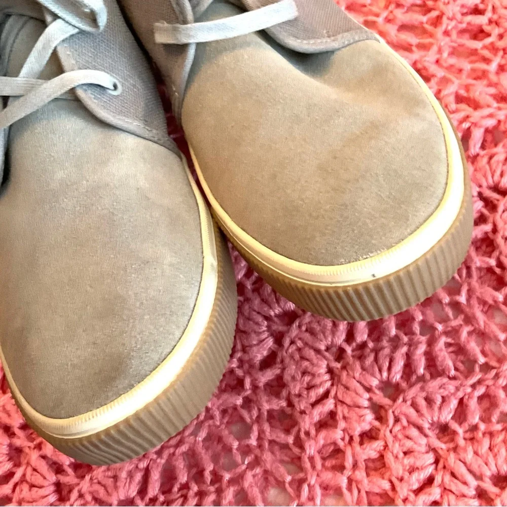 Tom’s Stylish Gray Men's Shoes